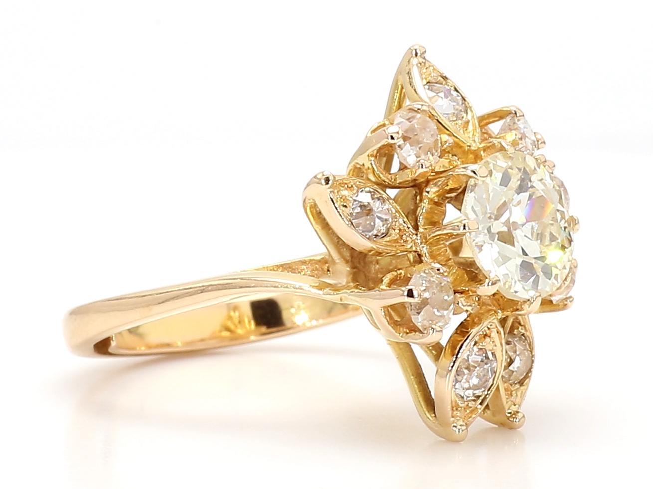 1.40 Carat Round Diamond Ring in 18K Gold