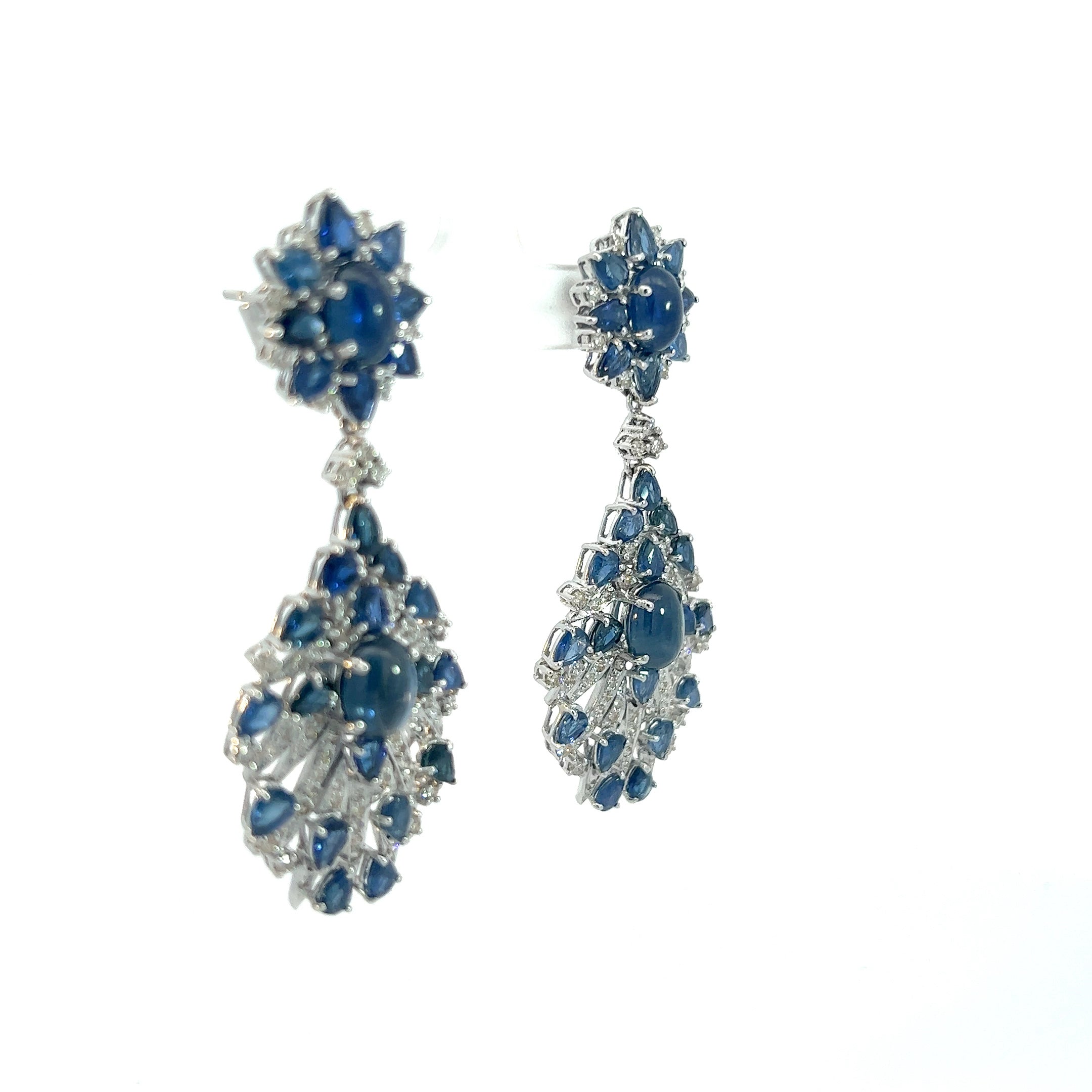 24 Carats Blue Sapphire and 4 Carats Diamond Drop Earring Earring