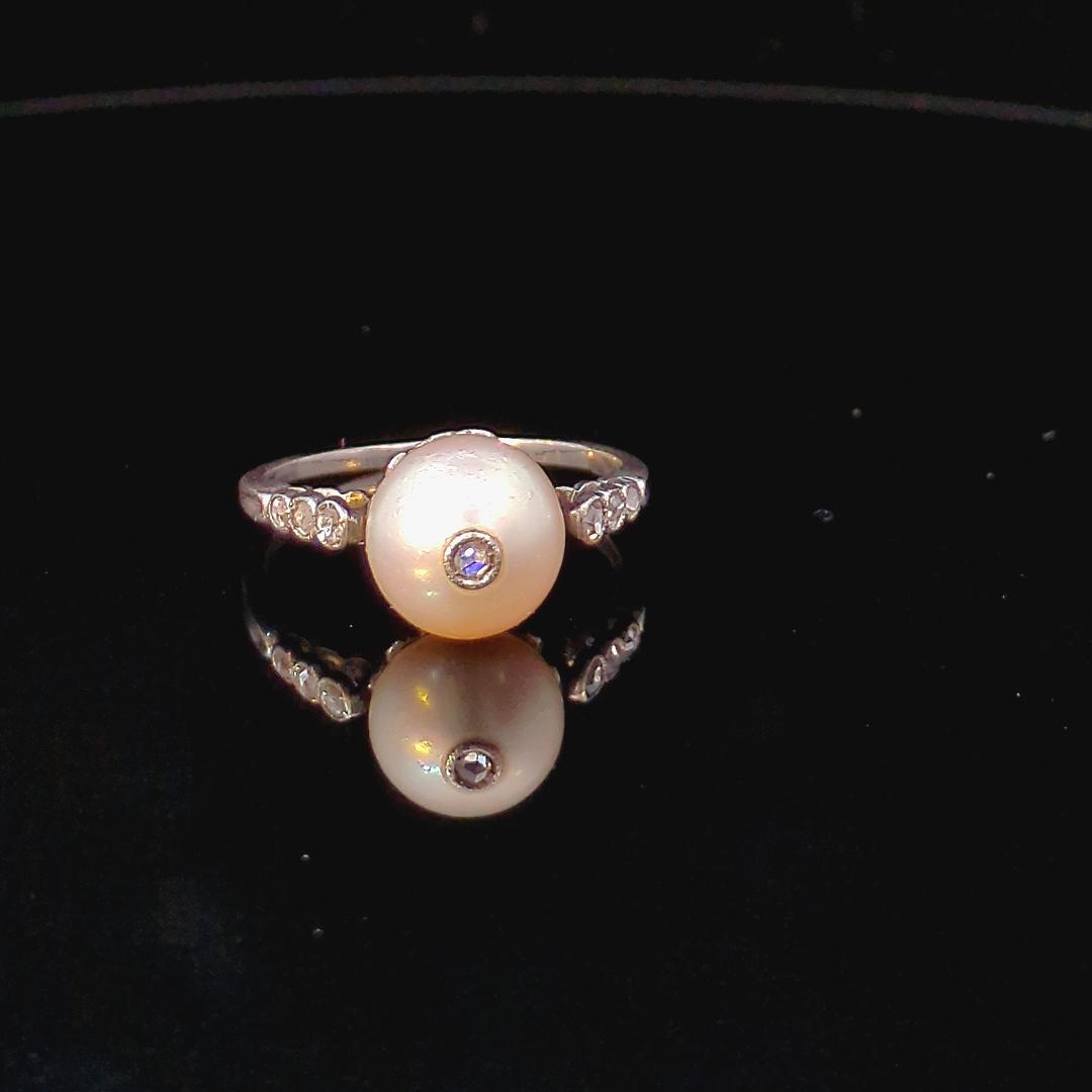 Pearl Platinum Ring