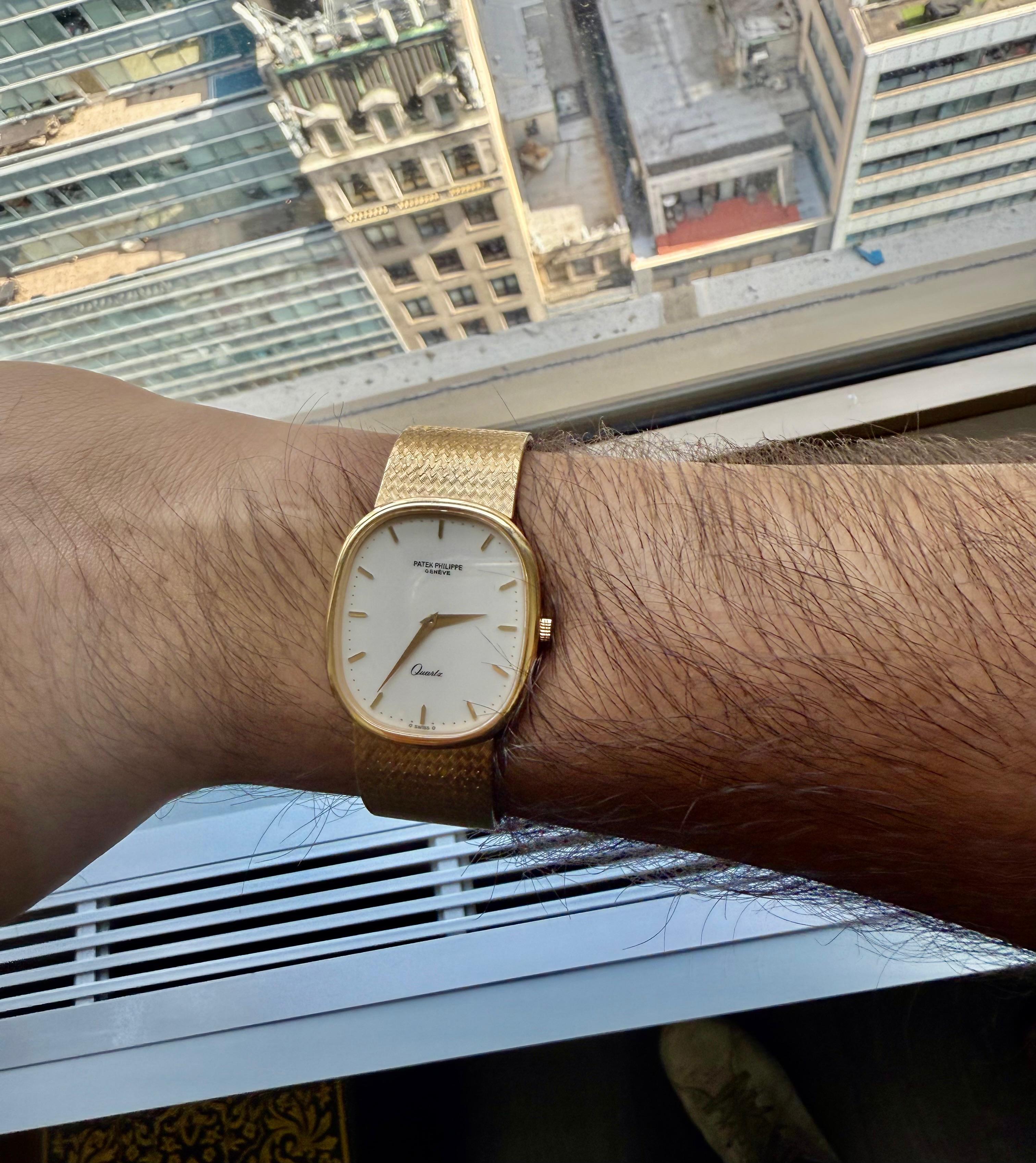 Patek Philippe Grand Ellipse circa 1980 in 18k yellow gold with ivory dial
