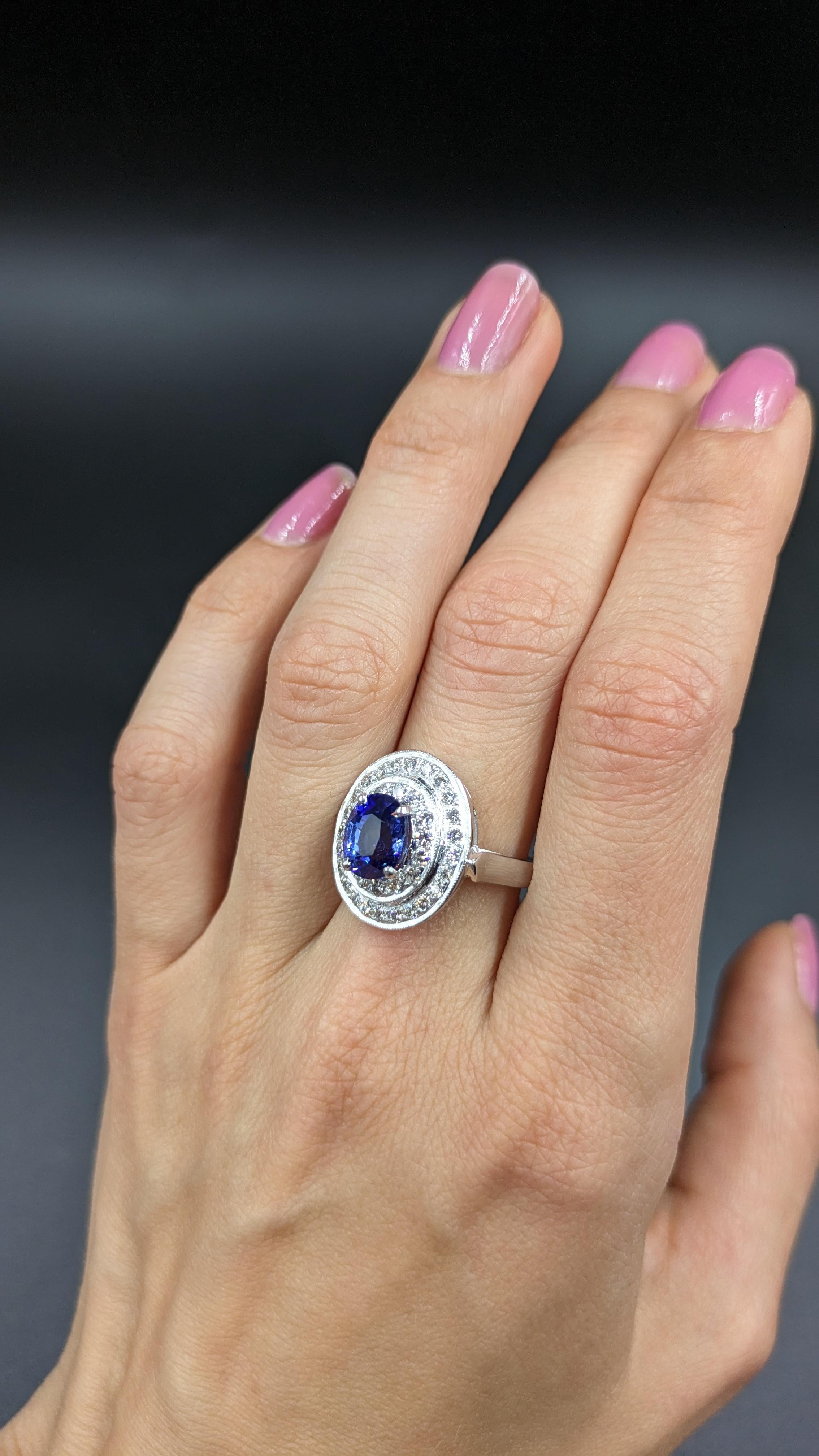 3.20 Carat Blue Sapphire Diamond Cluster Ring in 18K Gold