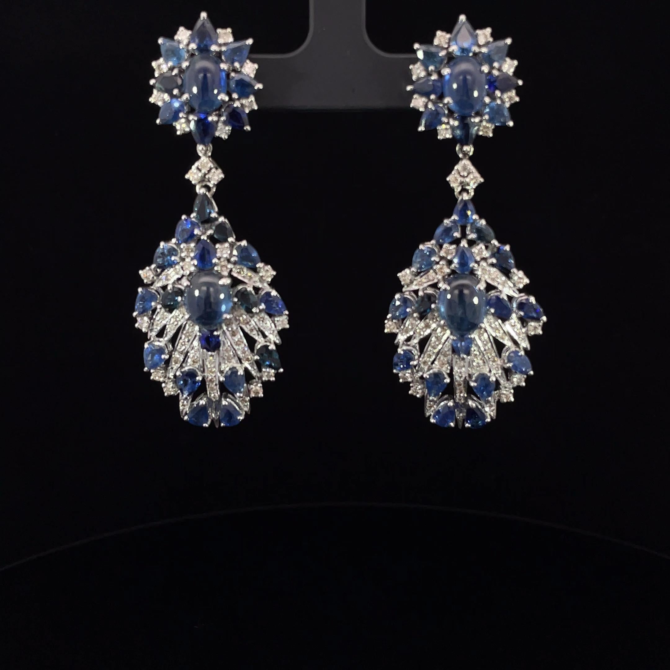 24 Carats Blue Sapphire and 4 Carats Diamond Drop Earring Earring