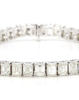 18k Gold Tennis Bracelet with 12.72ct Baguette Diamonds VVS2 I Grade