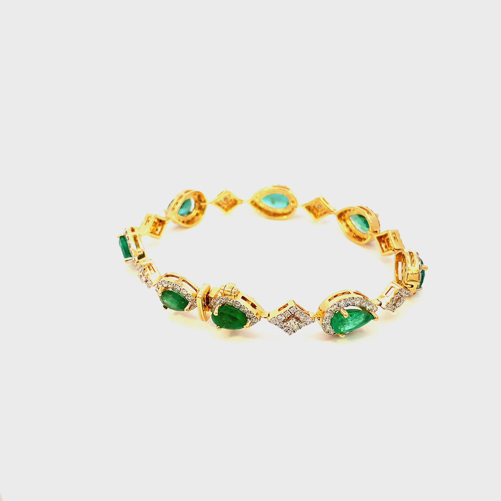 Natural Emerald and Diamond Bracelet