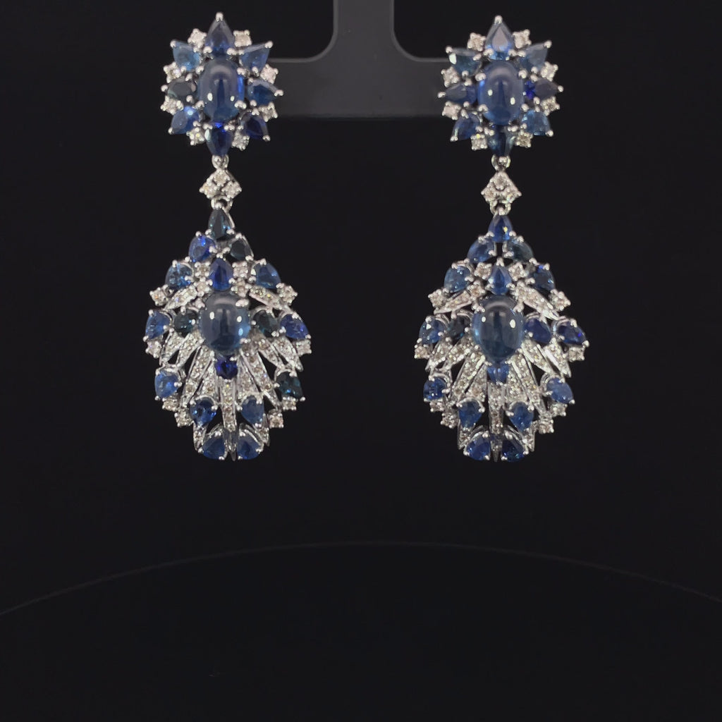 24 Carats Blue Sapphire and 4 Carats Diamond Drop Earring Earring
