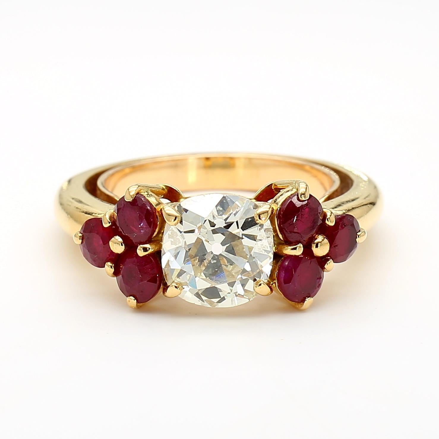 1.70 Carat Old Euro Diamond and Ruby 18K Gold Ring 7.60 Gram