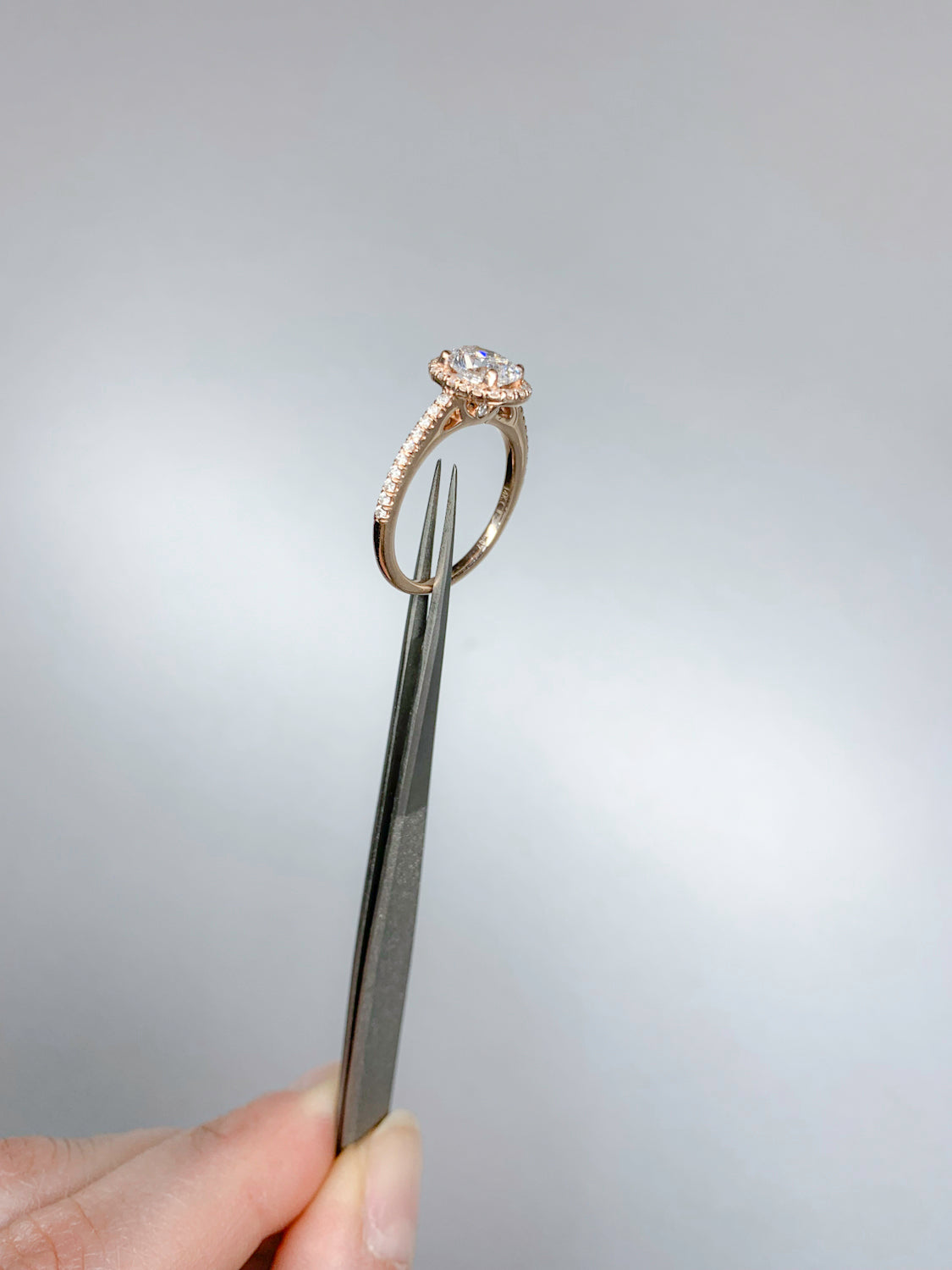 1.2 Carat Oval Diamond Halo Ring Set in Rose Gold