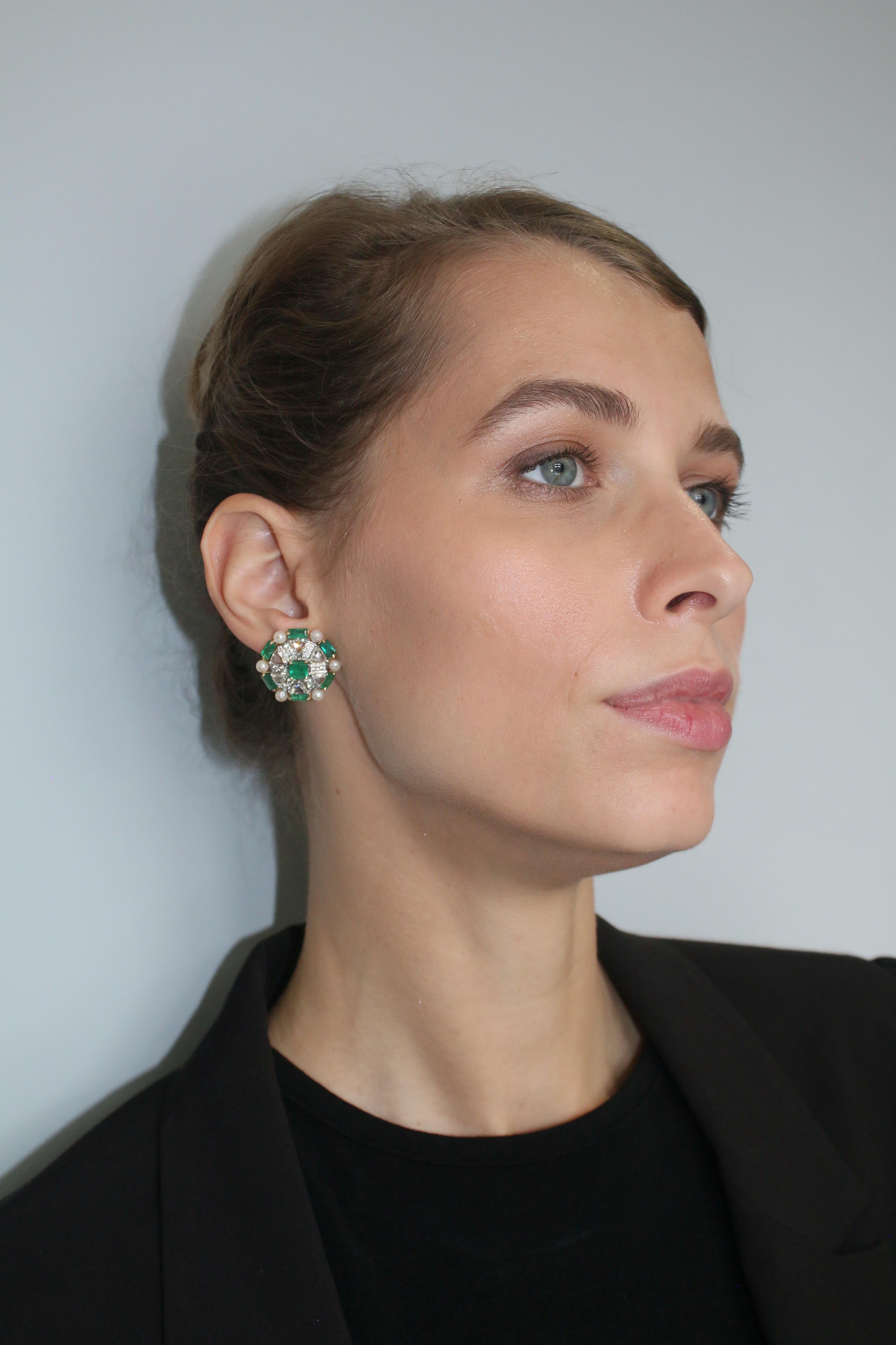 3.38 Carat Pearl and 5.95 Carat Emerald Earring